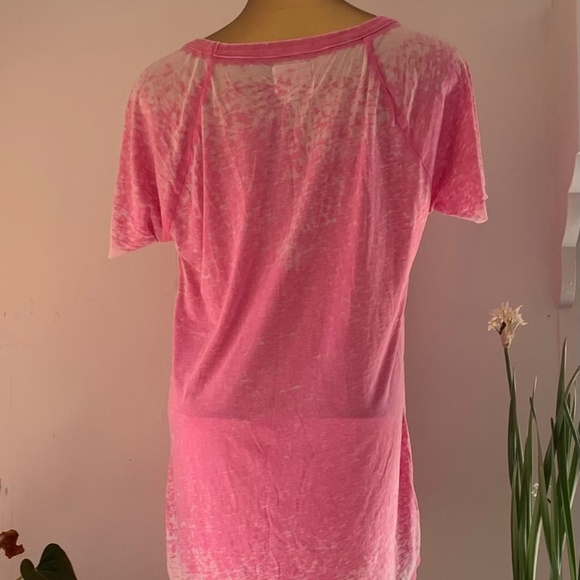 Chaser short sleeve tee-shirt with cut out size large. EUC - Picture 2 of 6